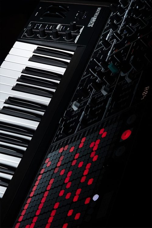 Arturia MatrixBrute Noir Analog Monophonic Synthesizer (Limited Edition, All Black) - Image 4