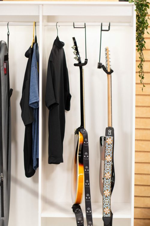 Gator Frameworks Deluxe Closet Hanger Yoke for Acoustic, Electric, and Bass Guitars - Image 3