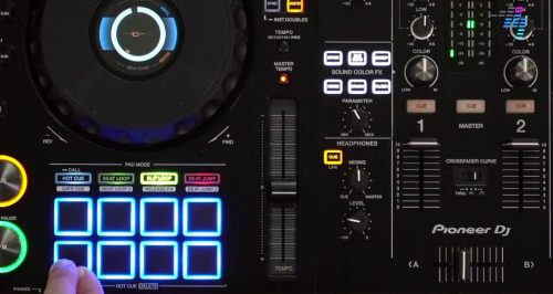 Pioneer DJ XDJ-RX3 Digital DJ Controller + Headphones - Image 5