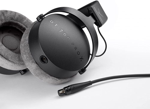 Beyerdynamic DT 700 Pro X Closed-back Studio Mixing Headphones - Image 4