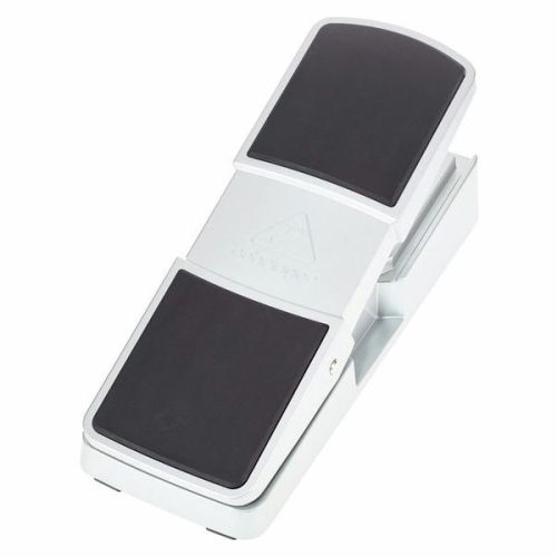 Behringer FC600 V2 Volume and Expression Pedal