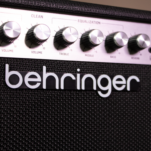 Behringer HA-20R 1x8-inch 20-watt Combo Amp - Image 3