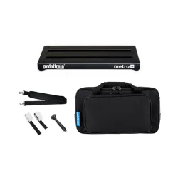 Pedaltrain Metro 16 16-inch x 8-inch Pedalboard with Soft Case