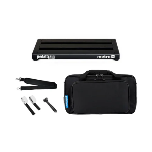 Pedaltrain Metro 16 16-inch x 8-inch Pedalboard with Soft Case