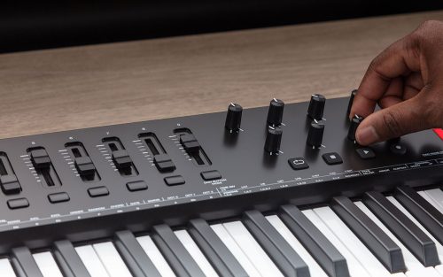 M-Audio Oxygen 49 MKV 49-key Controller - Image 7