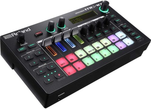 Roland MC-101 4-track Groovebox - Image 3