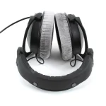 Beyerdynamic DT 770 Pro Closed-back Studio Headphones - 250 ohms - Image 2